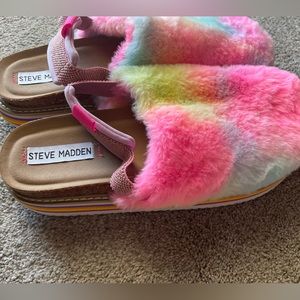 Steve Madden girls shoes “slippers “